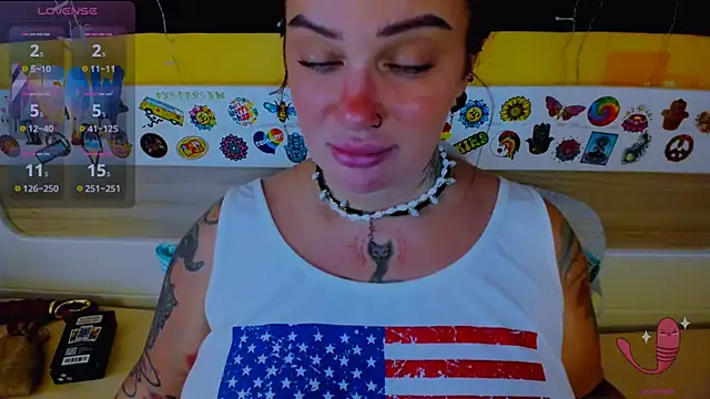 EllieOz online show from 09/26/25, 11:25