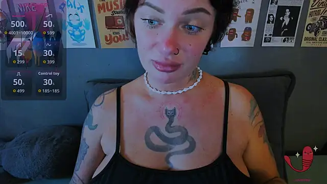 EllieOz online show from 06/22/26, 04:59