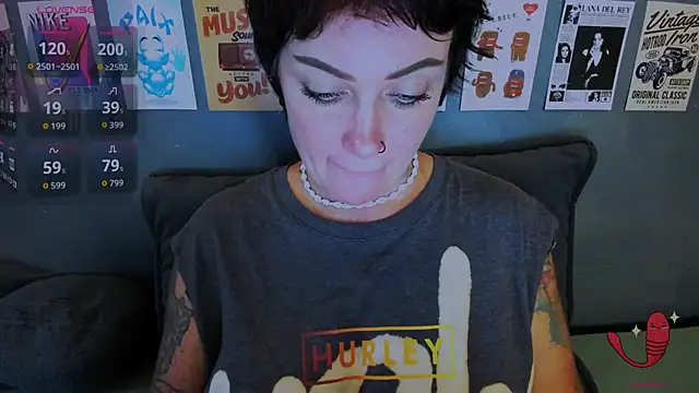 EllieOz online show from 07/25/26, 06:16
