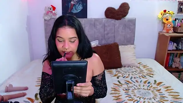 JossieGrey online show from 11/21/25, 03:49