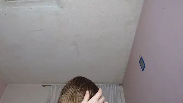 hazisabel online show from 06/12/26, 02:54