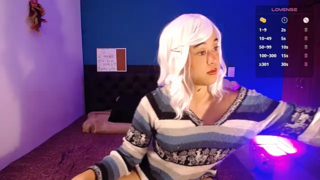 Snapshot of ela_0 chatting on 10/01/25, 12:16 ela 0 online show from 10/01/25, 12:16