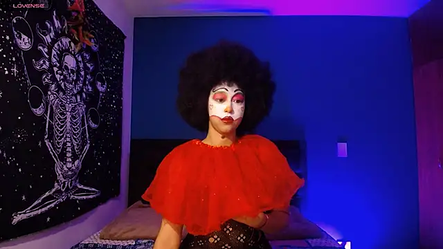 Snapshot of ela_0 chatting on 10/16/25, 05:52 ela 0 online show from 10/16/25, 05:52