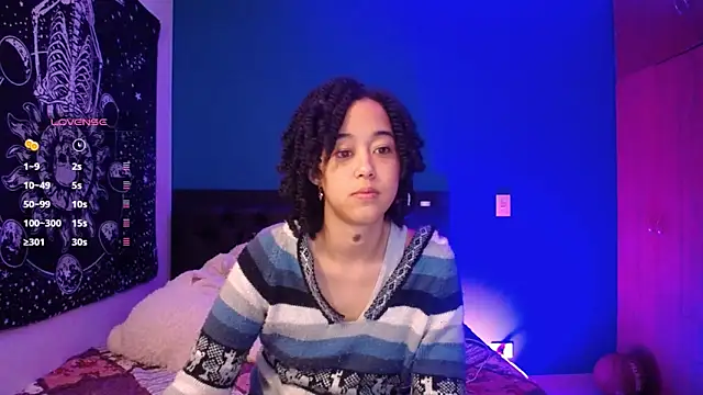 Snapshot of ela_0 chatting on 10/19/25, 06:25 ela 0 online show from 10/19/25, 06:25