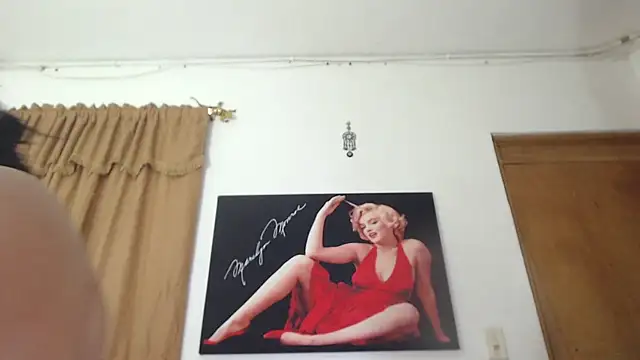 seleneh online show from 12/24/24, 03:49