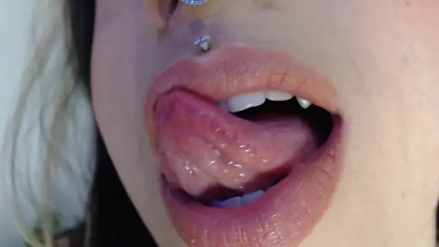 KinaCooper online show from 02/15/25, 12:04