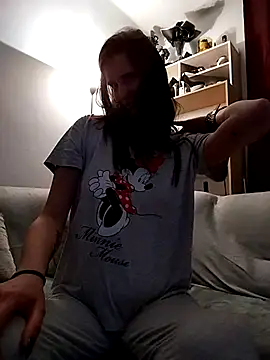 LauraBaby online show from 11/13/25, 09:36