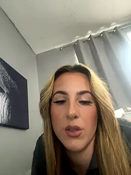 Miss emilee online show from 10/07/25, 10:56