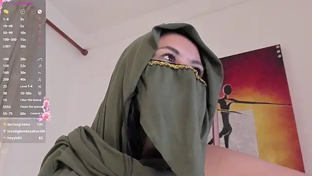 Amina hafsa online show from 01/20/25, 04:10