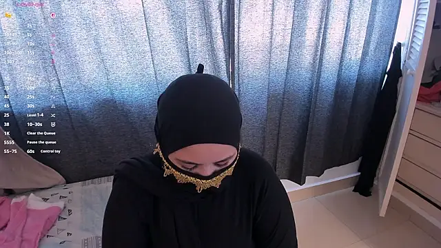 Amina hafsa online show from 03/01/26, 02:19