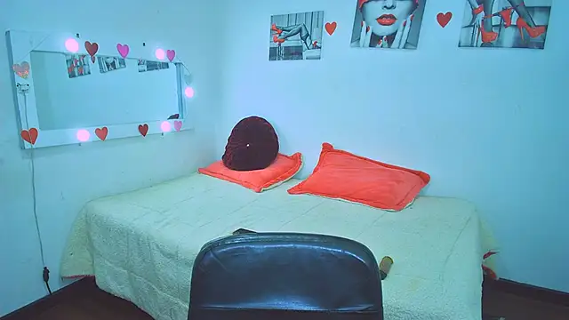 Tatis Blux online show from 02/11/25, 02:24