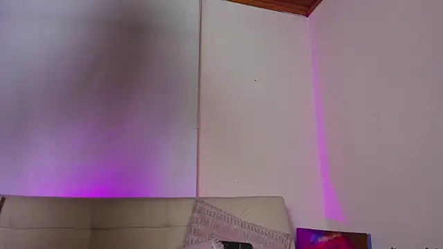 roselinedior online show from 12/16/24, 04:16