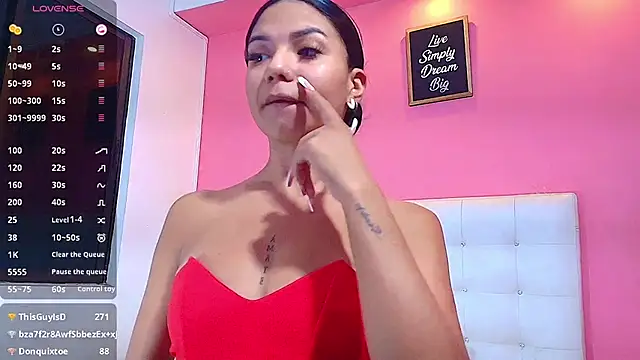 Snapshot of daddyissuesss_ chatting on 02/26/25, 07:38 daddyissuesss online show from 02/26/25, 07:38