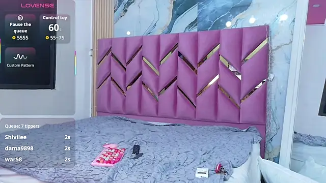 daddyissuesss  online show from 10/16/25, 07:26