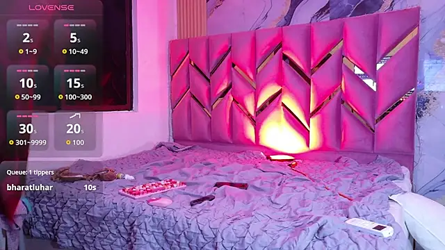 daddyissuesss  online show from 10/21/25, 07:36