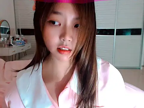 -Lucky Girl online show from 12/10/24, 02:06