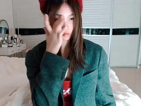 -Lucky Girl online show from 12/11/24, 11:08