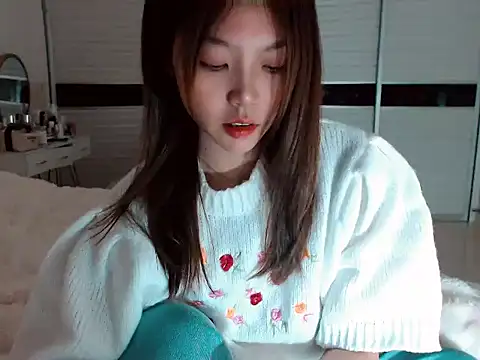 -Lucky Girl online show from 12/14/24, 01:16