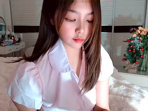 -Lucky Girl online show from 12/23/24, 02:50
