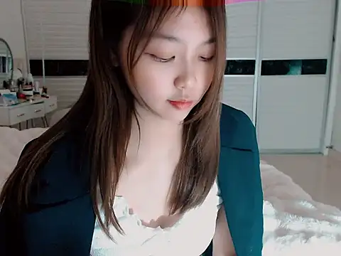 -Lucky Girl online show from 12/26/24, 11:43