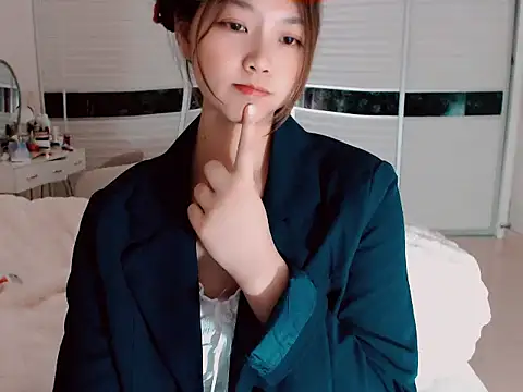 -Lucky Girl online show from 12/26/24, 02:48
