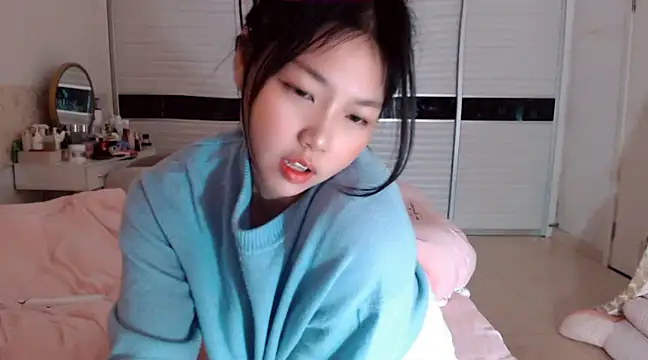 -Lucky Girl online show from 01/12/25, 02:14