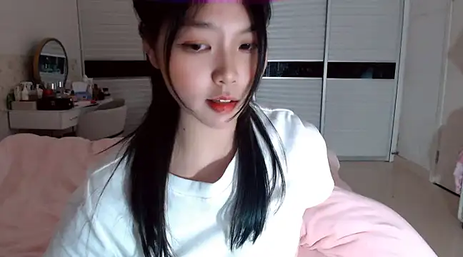 -Lucky Girl online show from 01/13/25, 02:21