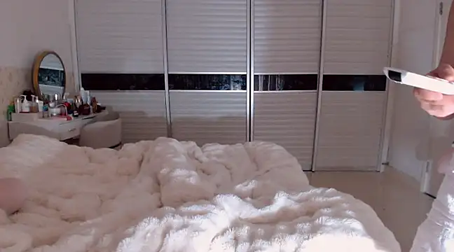 -Lucky Girl online show from 01/15/25, 11:43