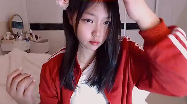 -Lucky Girl online show from 02/16/25, 05:37