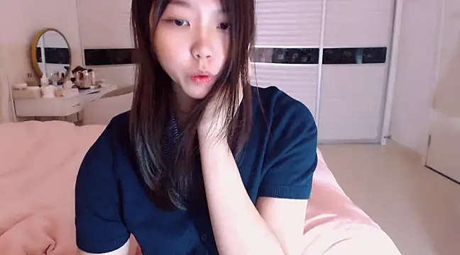 -Lucky Girl online show from 03/15/25, 04:35