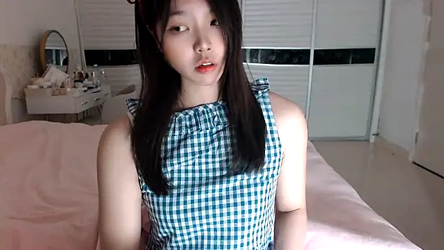 -Lucky Girl online show from 03/19/25, 12:12