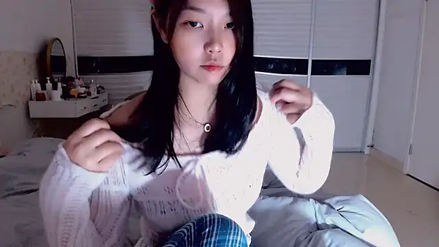 -Lucky Girl online show from 10/01/25, 01:50