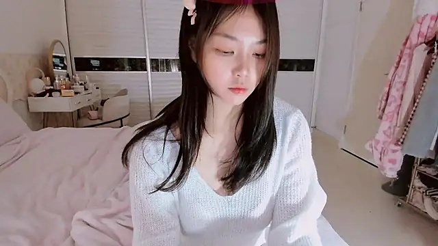 Snapshot of -Lucky_Girl chatting on 01/17/26, 01:16 -Lucky Girl online show from 01/17/26, 01:16