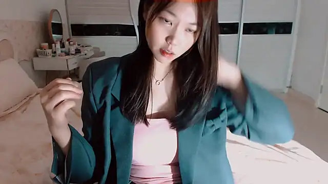 Snapshot of -Lucky_Girl chatting on 05/09/26, 12:54 -Lucky Girl online show from 05/09/26, 12:54