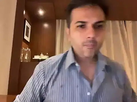 Snapshot of immog727 chatting on 12/24/24, 05:44 immog727 online show from 12/24/24, 05:44