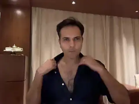 Snapshot of immog727 chatting on 12/26/24, 05:08 immog727 online show from 12/26/24, 05:08