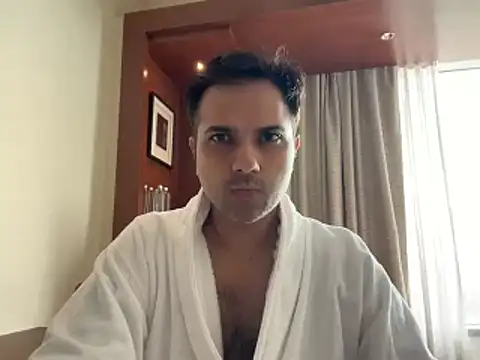 Snapshot of immog727 chatting on 12/28/24, 07:44 immog727 online show from 12/28/24, 07:44