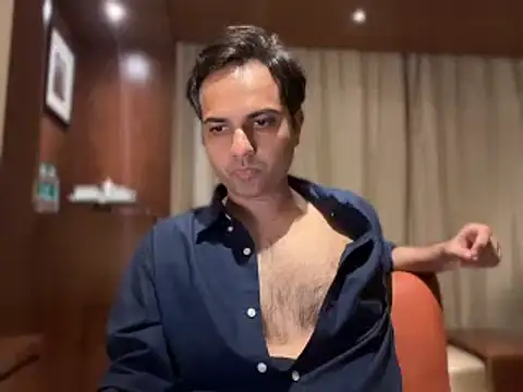 Snapshot of immog727 chatting on 02/13/25, 05:01 immog727 online show from 02/13/25, 05:01