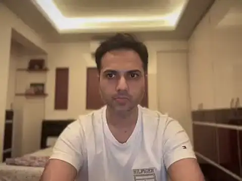 Snapshot of immog727 chatting on 10/24/25, 06:15 immog727 online show from 10/24/25, 06:15