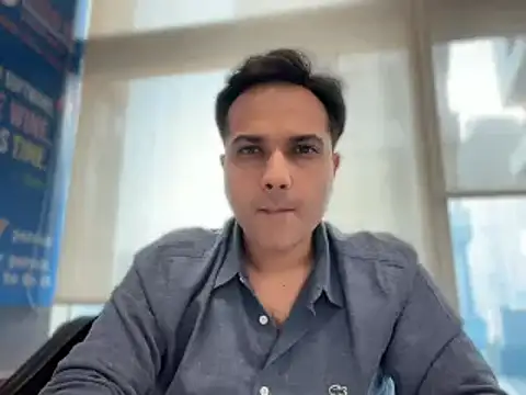 Snapshot of immog727 chatting on 12/03/25, 10:46 immog727 online show from 12/03/25, 10:46