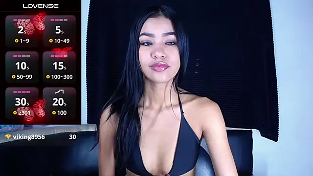 Snapshot of Elettra_bennet chatting on 12/10/24, 11:51 Elettra bennet online show from 12/10/24, 11:51