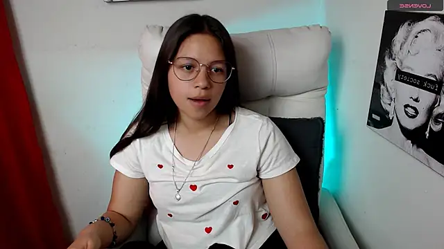 SamanthaRoldaan online show from 01/12/25, 06:16