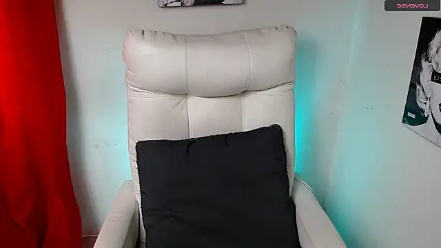SamanthaRoldaan online show from 01/17/25, 08:00