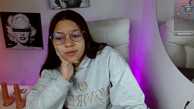 SamanthaRoldaan online show from 09/29/25, 01:49