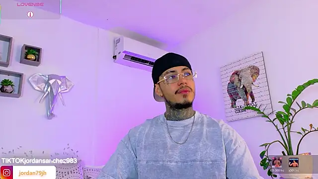 JordanSmiith  online show from 06/10/26, 08:41