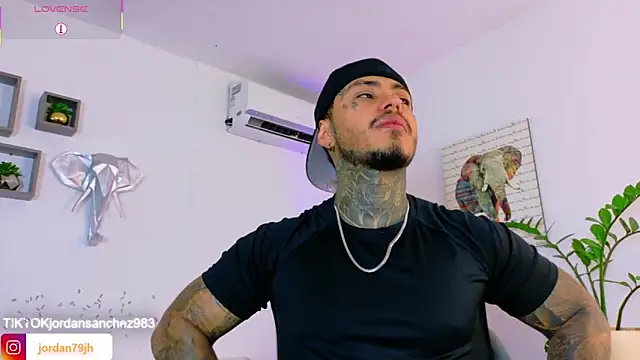 JordanSmiith  online show from 06/15/26, 08:00