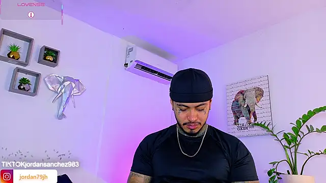 JordanSmiith  online show from 06/20/26, 09:06