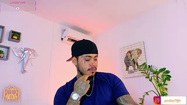 JordanSmiith  online show from 06/25/26, 08:13