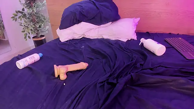 tatijara online show from 12/30/24, 08:32