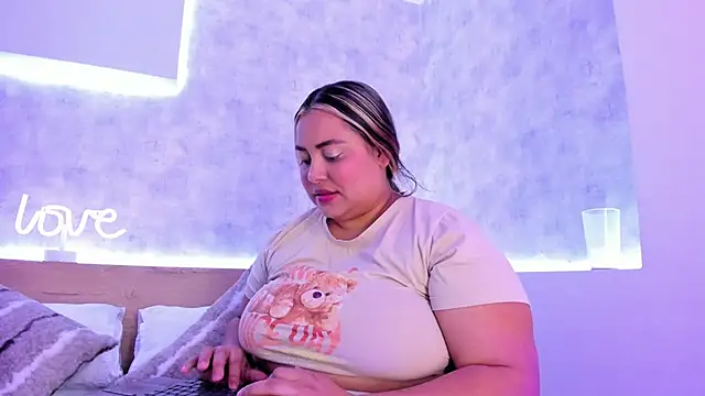 tatijara online show from 01/15/25, 02:27